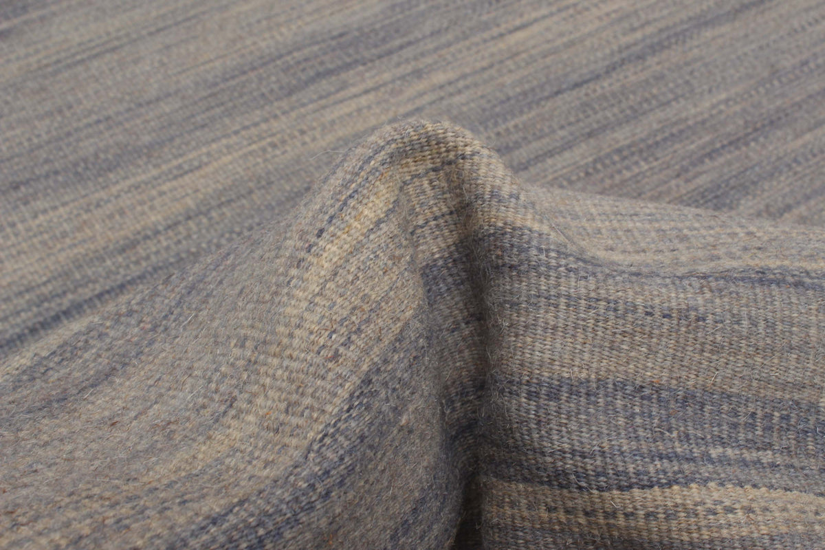 flatweave rug in fresco || 5'0" x 7'10"