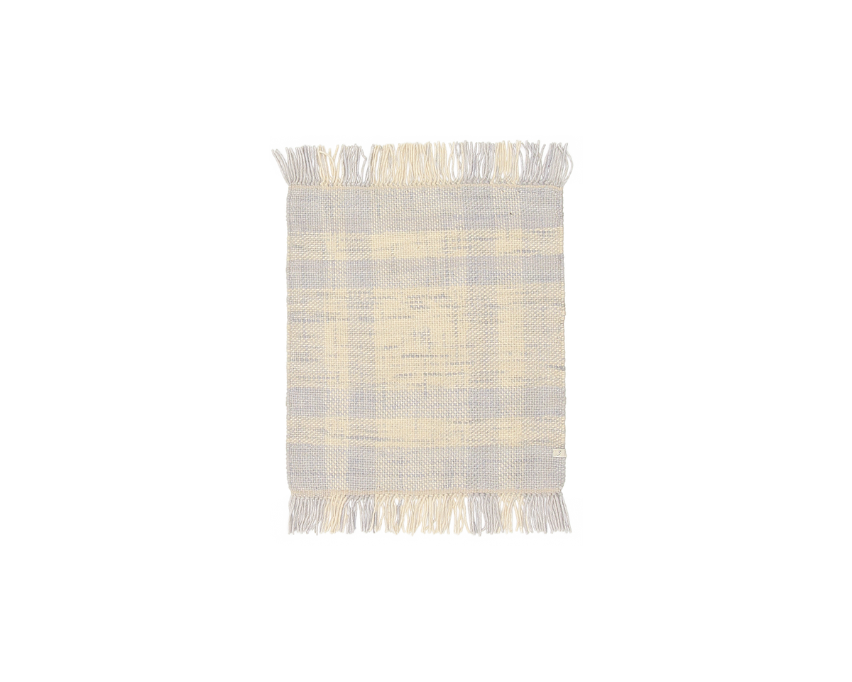 woven mat in smoke blue | #103 | 2'1" x 2'11"