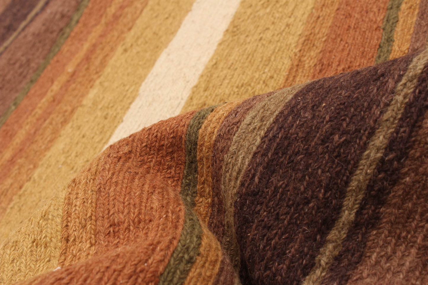 tapestry kilim in mojave | #068 | 5'8" x 7'8"