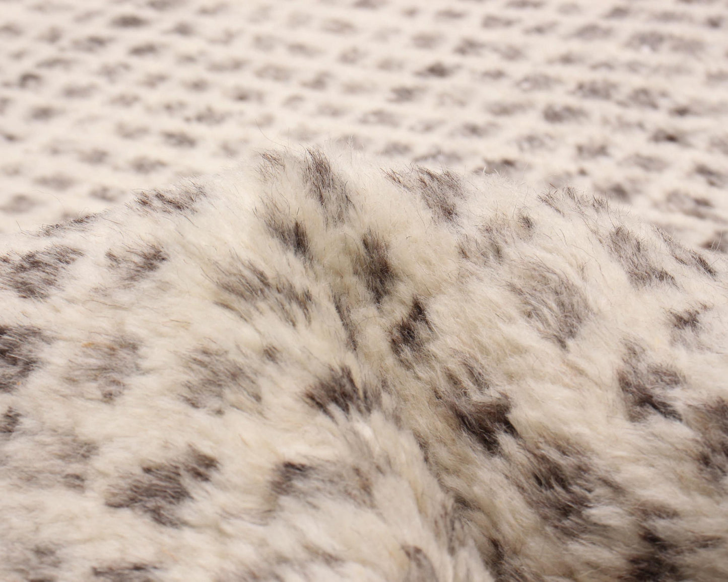 moroccan style rug in shale | #178 | 5'9" x 7'11"