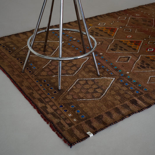 vintage rug in rumi | | 3'7" x 7'6"