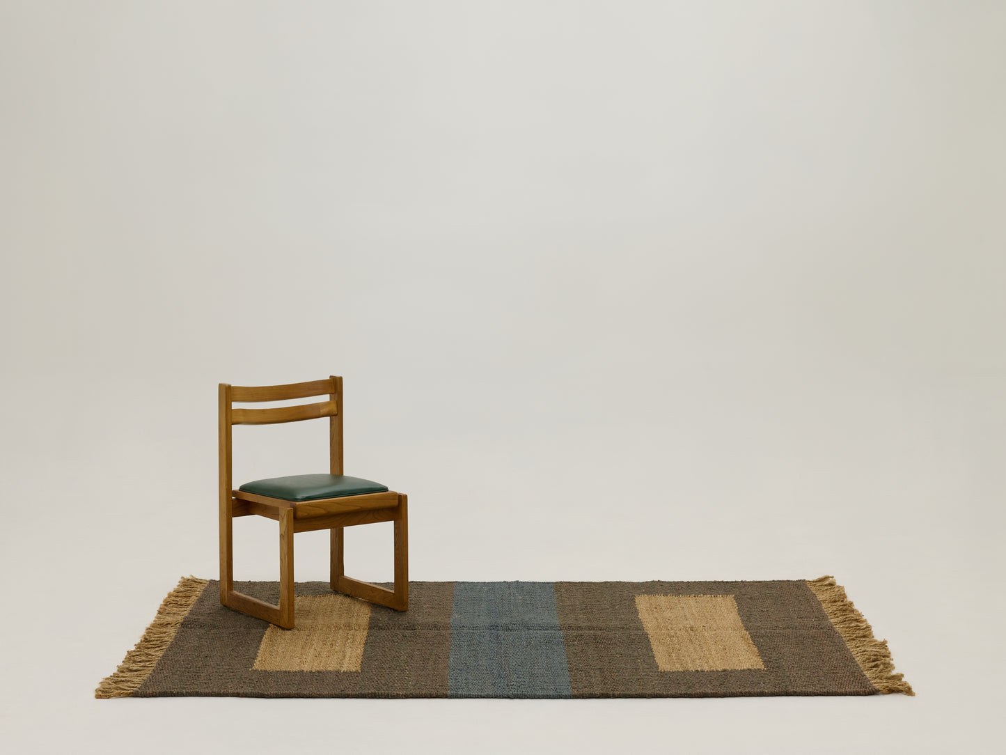 jute flatweave in earthen | 323 | 5'1" x 7'3"