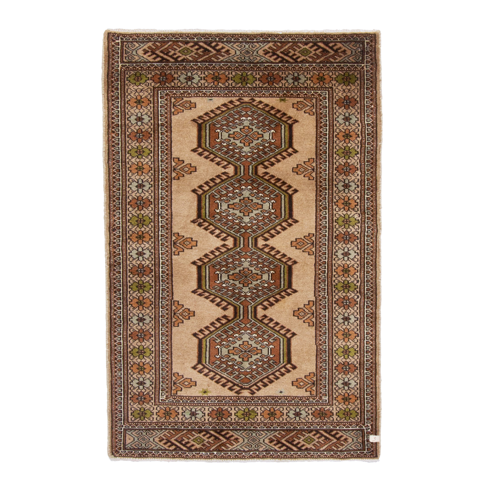 vintage rug in grove | 345 | 2'8" x 4'3"