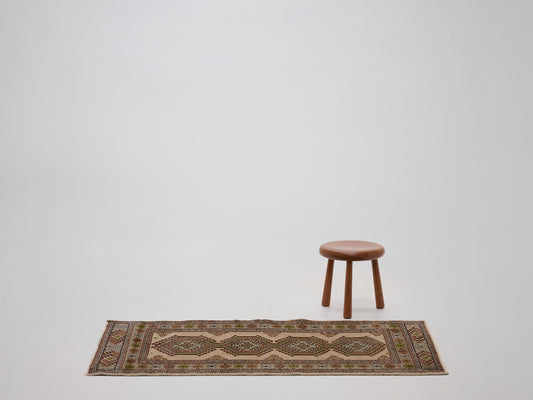 vintage rug in grove | 345 | 2'8" x 4'3"
