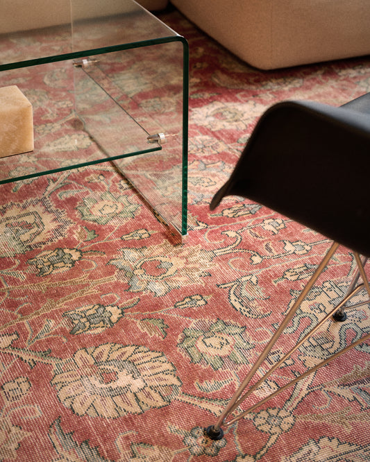 vintage rug in rosewood || 9'3" x 11'11"