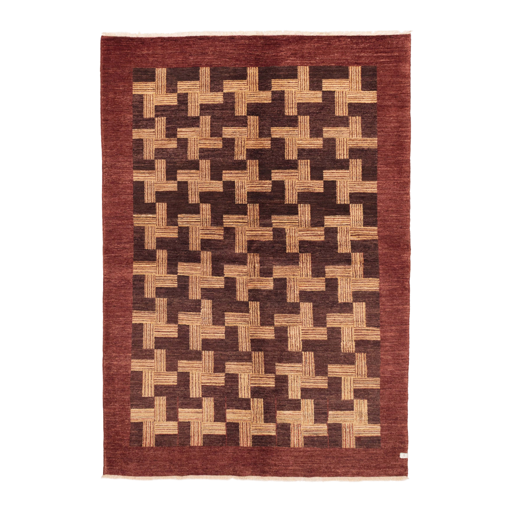 ziegler rug in cimson || 6'0" x 8'8"