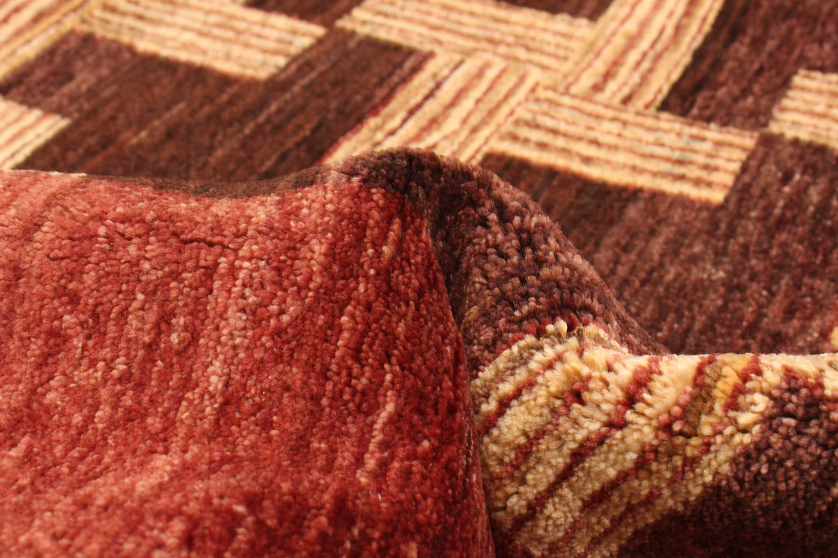 ziegler rug in cimson || 6'0" x 8'8"