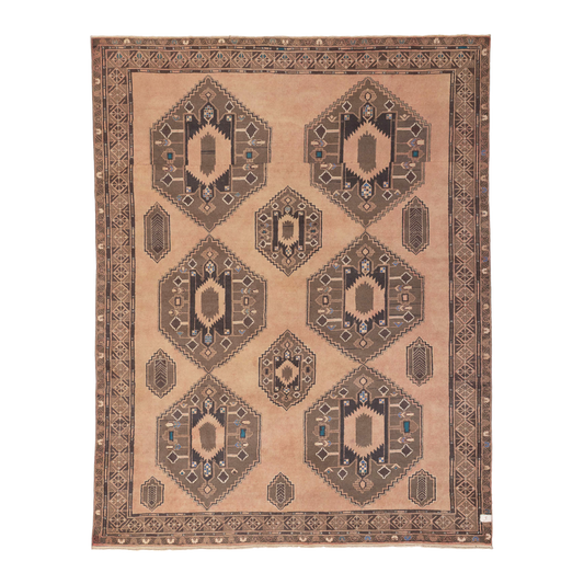 vintage rug in apricot || 7'7" x 9'4"