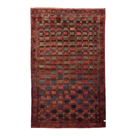 vintage rug in clay || 4'9" x 7'10"