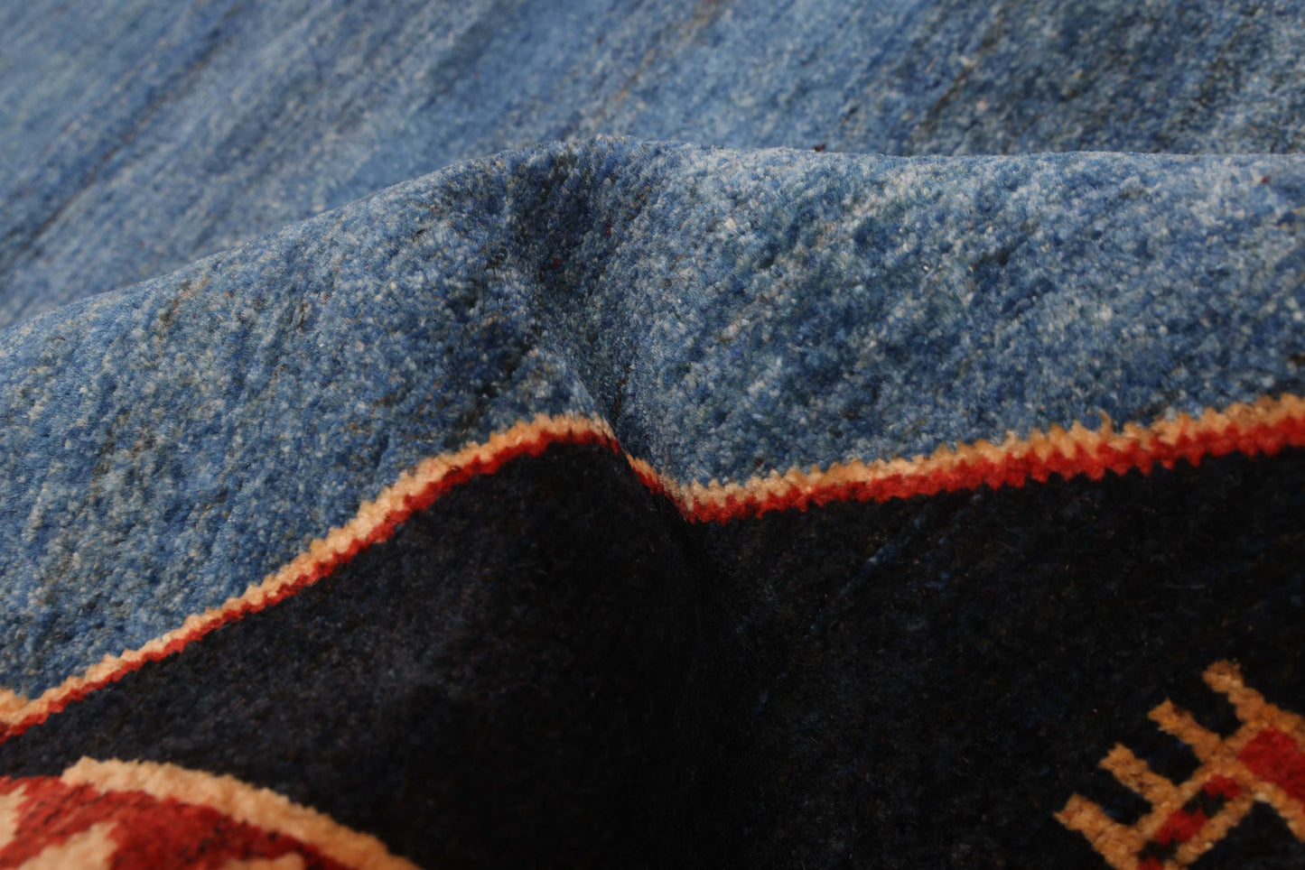 gabbeh rug in jasper || 5'3" x 6'11"