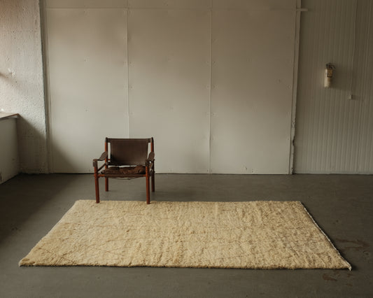 moroccan rug in honey | #005 | 5'8" x 8'7"