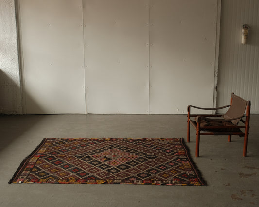 turkish yoruk kilim in elderberry | #006 |4'11" x 6'7"