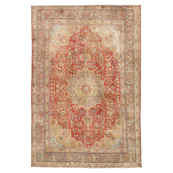 vintage turkish rug in bloom | #057 | 6'8" x 10'2"